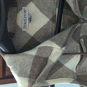 Pendleton 100% wool hooded vest